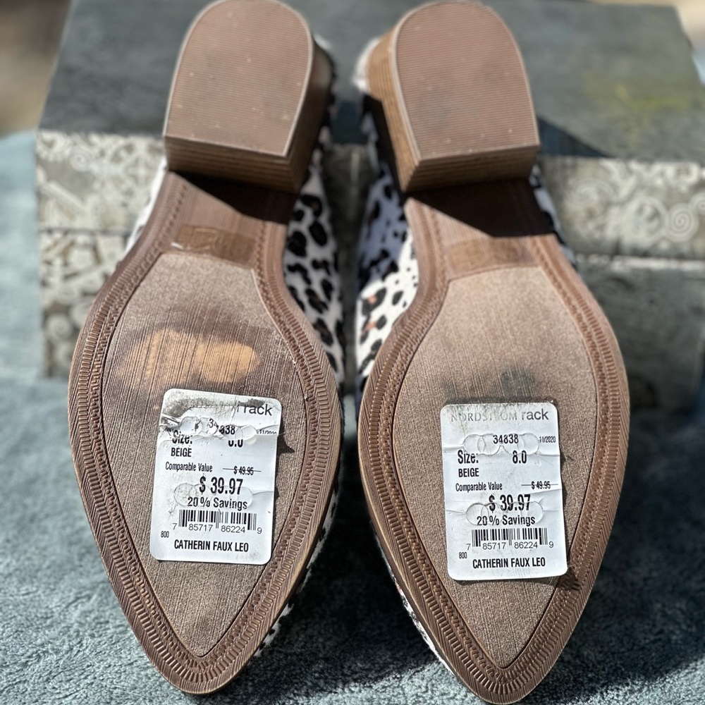 CL by Laundry Catherine Faux Leo Heeled Mules Size 8/38.5 - Picture 3 of 4